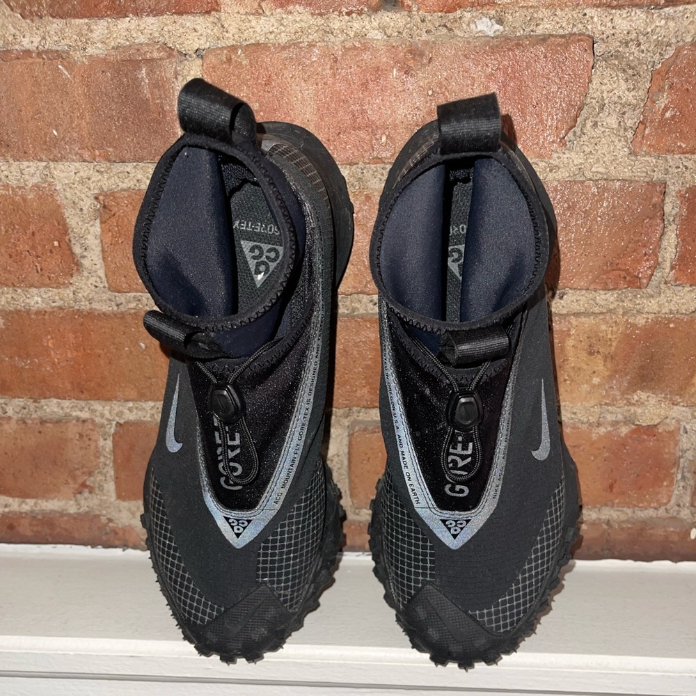 Women’s Nike ACG Gore-Tex Mountain Fly